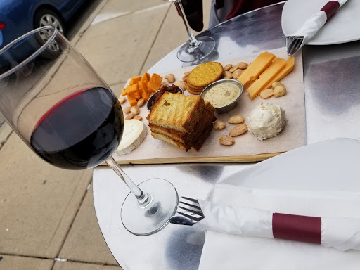 Wine Store «Cellar Door», reviews and photos, 5150 Main St A, Downers Grove, IL 60515, USA