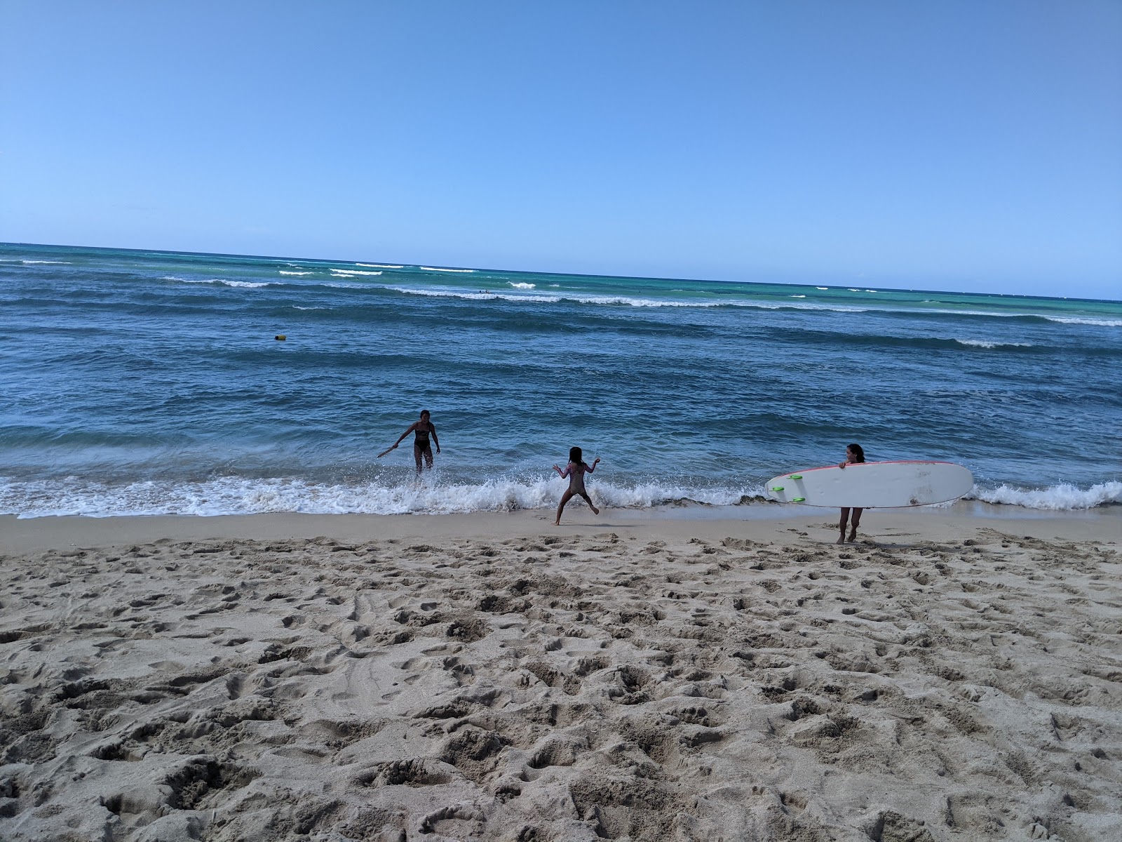 Eisenhower Beach'in fotoğrafı imkanlar alanı