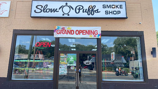 Slow Puffs Smoke Shop New Haven | Vape | Eliquid | Glass Pipes | CBD | Kratom