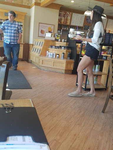 The Coffee Bean & Tea Leaf image