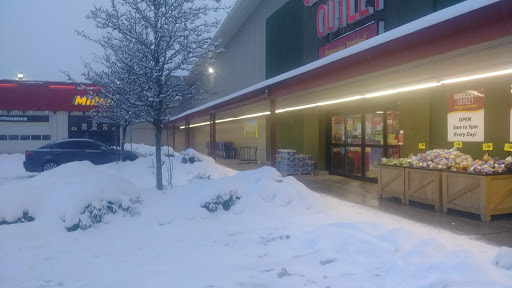 Grocery Store «Grocery Outlet Bargain Market», reviews and photos, 710 SE Everett Mall Way, Everett, WA 98208, USA