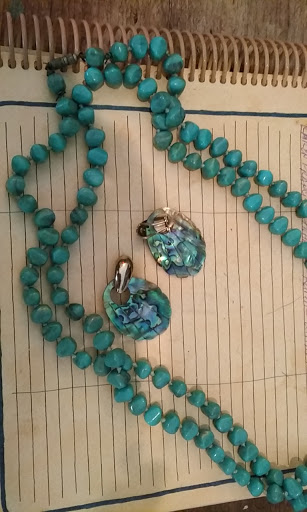 Vintage Clothing Store «The Rabbit Hole», reviews and photos, 791 NE 125th St, North Miami, FL 33161, USA