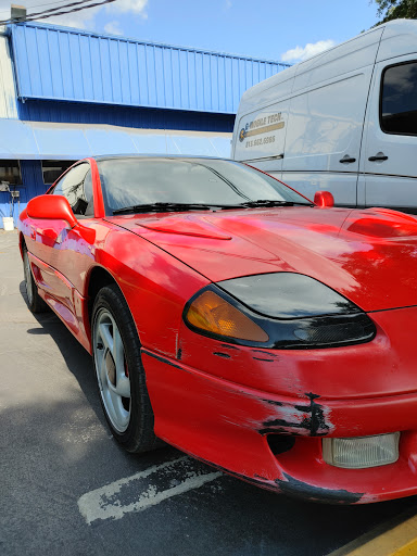 Auto Body Shop «Maaco Collision Repair & Auto Painting», reviews and photos, 5409 Anderson Rd, Tampa, FL 33614, USA