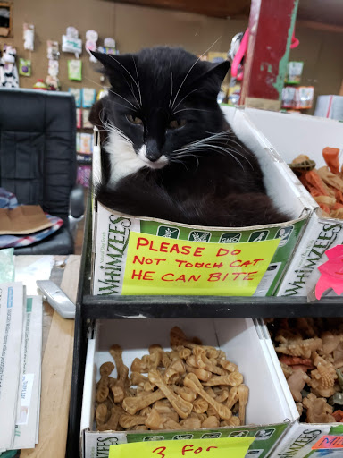 Pet Supply Store «Park Feed Store & Pet Supply», reviews and photos, 5775 Park Blvd N, Pinellas Park, FL 33781, USA