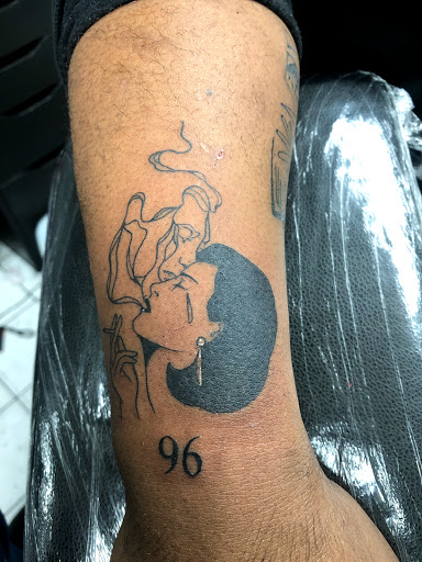 Tattoo Shop «Madd Munki Tattoos», reviews and photos, 29 Franklin St, Bloomfield, NJ 07003, USA