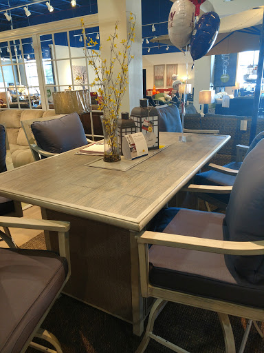 Furniture Store «Levin Furniture», reviews and photos, 23100 Broadway Ave, Oakwood, OH 44146, USA