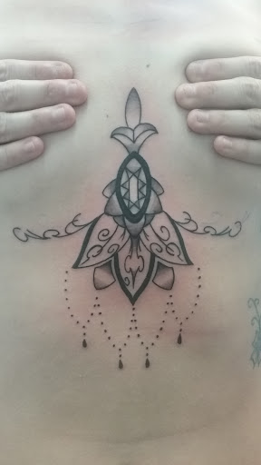 Tattoo Shop «Lost & Found Tattoo Co.», reviews and photos, 1828 E Michigan Ave, Ypsilanti, MI 48198, USA