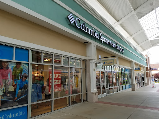 Sportswear Store «Columbia Sportswear Outlet Store at Tanger Outlets», reviews and photos, 4000 Arrowhead Blvd #710, Mebane, NC 27302, USA