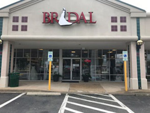 Simply Modern Bridal, 1281 Carl D. Silver Parkway, Fredericksburg, VA 22401, USA, 