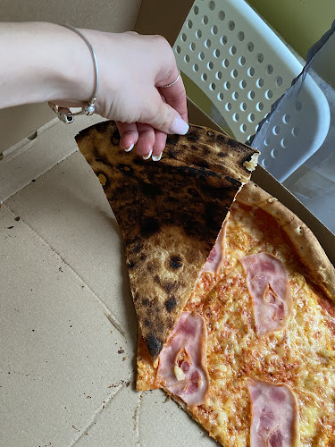 Pizza Bella - Pizzeria