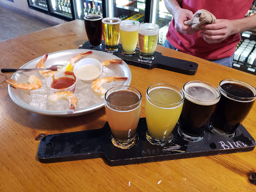 Oyster Bar Restaurant «Triton Craft Beer and Oyster Bar», reviews and photos, 308 Centre St, Beach Haven, NJ 08008, USA