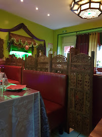 Atmosphère du Restaurant indien moderne Chez Bombay 47 à Villeneuve-sur-Lot - n°9