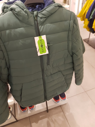 Stores to buy women's quilted coats Oldham
