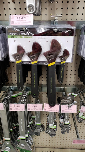 Hardware Store «Harbor Freight Tools», reviews and photos, 10101 E Washington St, Indianapolis, IN 46229, USA