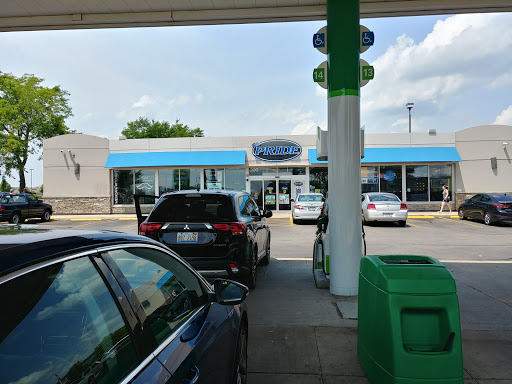 Gas Station «BP - The Pride», reviews and photos, 200 N Randall Rd, Batavia, IL 60510, USA