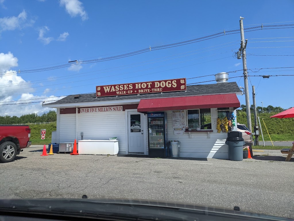 Wasses Hot Dogs 04915
