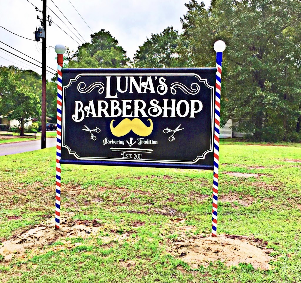Luna’s Barbershop 75633