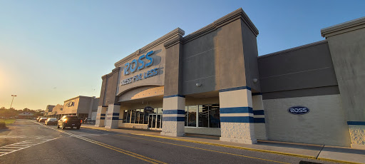 Clothing Store «Ross Dress for Less», reviews and photos, 352 S College Rd, Wilmington, NC 28403, USA