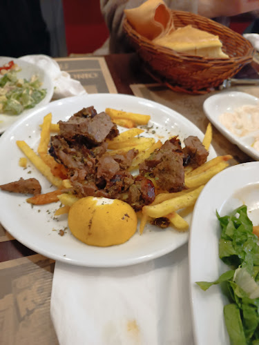 Παντοπωλείον Πολίτικη Κουζίνα