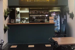 Tira Parriba - Bar Restaurante image