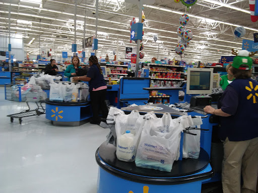 Department Store «Walmart Supercenter», reviews and photos, 39142 Natchez Dr, Slidell, LA 70461, USA