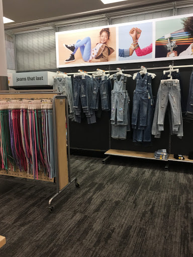 Department Store «Target», reviews and photos, 1330 17th St, Santa Ana, CA 92705, USA