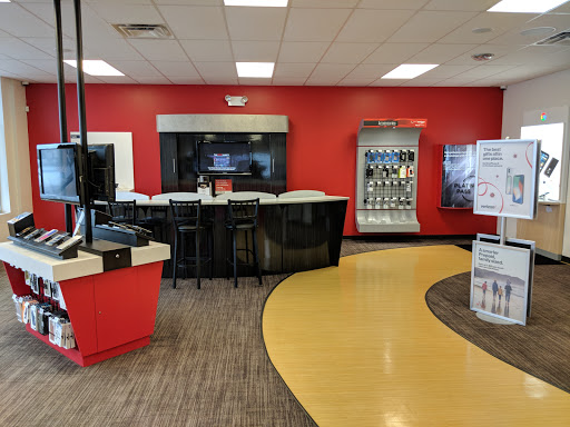 Cell Phone Store «Verizon Authorized Retailer, TCC», reviews and photos, 46540 Michigan Ave, Canton, MI 48188, USA