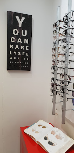 Comments and reviews of Oval Eyes Opticians