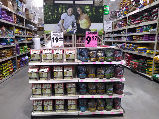 Home Improvement Store «Menards», reviews and photos, 351 Silhavy Rd, Valparaiso, IN 46383, USA