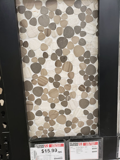 Shopping Mall «Park Place Shopping Center», reviews and photos, 17555 Southcenter Pkwy, Tukwila, WA 98188, USA