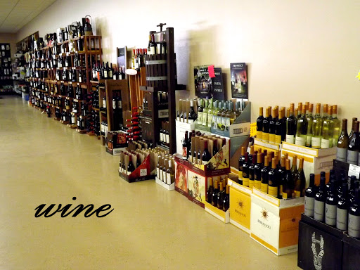 Liquor Store «Batesville Liquor Store Inc», reviews and photos, Batesville Shopping Village, Batesville, IN 47006, USA