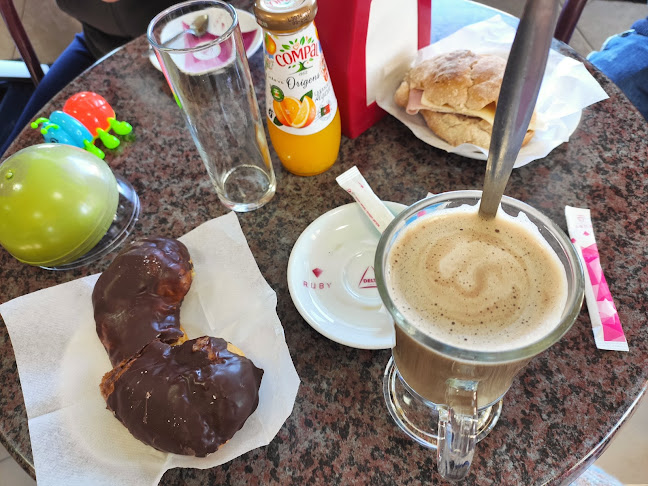 Café e Pastelaria Crislita