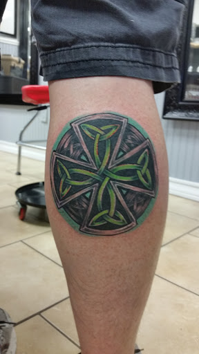 Tattoo Shop «magnum opus tattoo company», reviews and photos, 1817 Padre Blvd #4, South Padre Island, TX 78597, USA