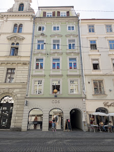 hot spot. Yoga Graz Herrengasse 8, 8010 Graz, Österreich