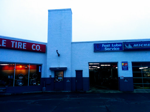 Tire Shop «Settle Tire Co. Tire Pros», reviews and photos, 824 Preston Ave, Charlottesville, VA 22903, USA
