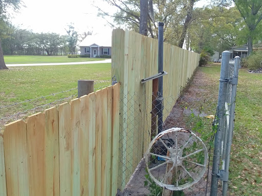 Fence Contractor «Superior Fence & Rail of Polk County, Inc.», reviews and photos, 3060 Dundee Rd, Winter Haven, FL 33884, USA