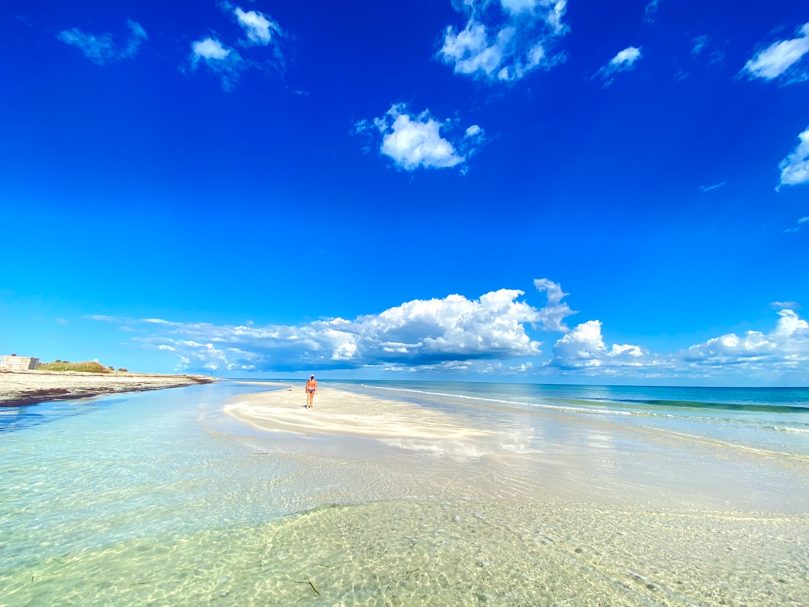 Foto van Plage El Hachen met hoog niveau van netheid