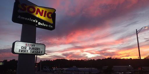 Fast Food Restaurant «Sonic Drive-In», reviews and photos, 1333 SW Main Blvd, Lake City, FL 32025, USA