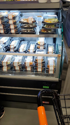 Kosher Grocery Store «KOSHERLAND», reviews and photos, 9467 Harding Ave, Surfside, FL 33154, USA