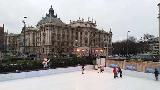 Karlsplatz