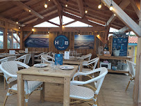 Atmosphère du Restaurant L'Huitre Bleue dégustation - vue panoramique / sans réservations à Andernos-les-Bains - n°16