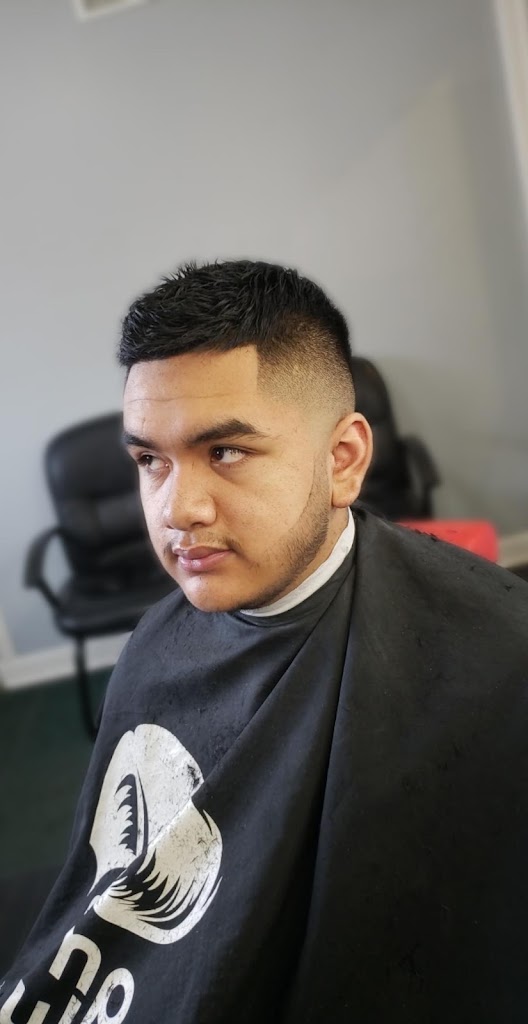 Borinquen Barbershop 60164