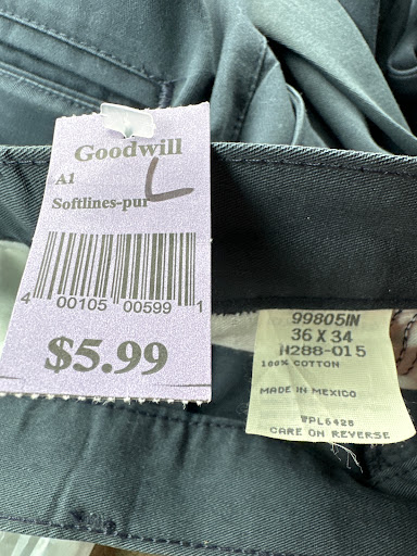 Thrift Store «Green Bay East Goodwill Retail Store & Training Center», reviews and photos