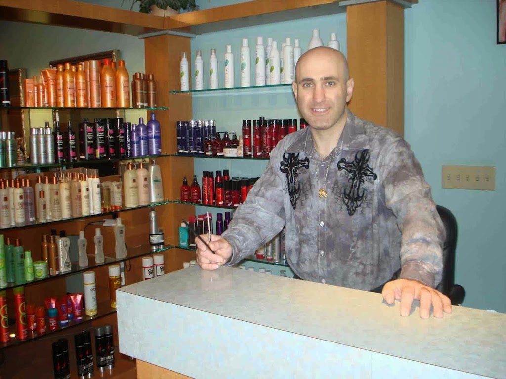 Henri's Hair Salon 02072