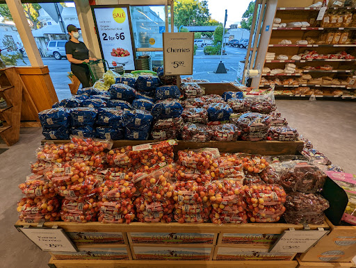 Grocery Store «Whole Foods Market», reviews and photos, 774 Emerson St, Palo Alto, CA 94301, USA