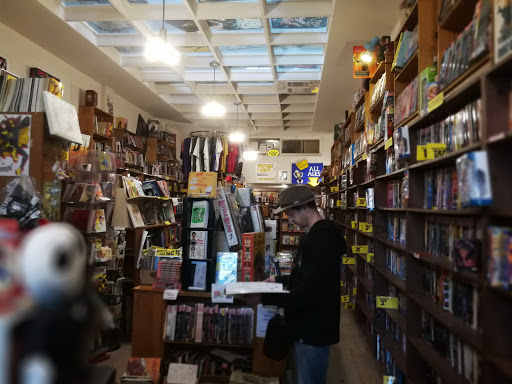 Book Store «Dark Carnival Imaginative Fiction Bookstore», reviews and photos, 3086 Claremont Ave, Berkeley, CA 94705, USA