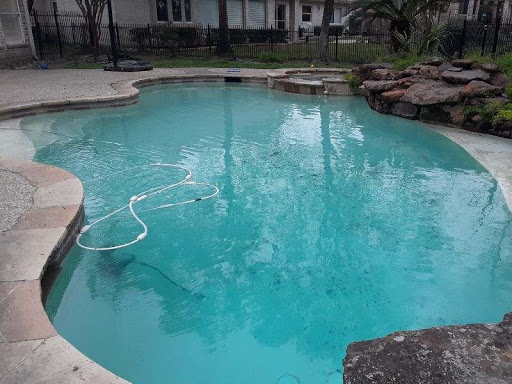 Pool cleaning service Carrollton