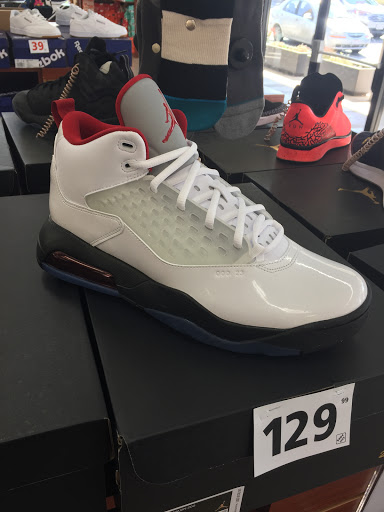Shoe Store «Shoe City - Riverside», reviews and photos, 3535 Tyler St A3, Riverside, CA 92503, USA