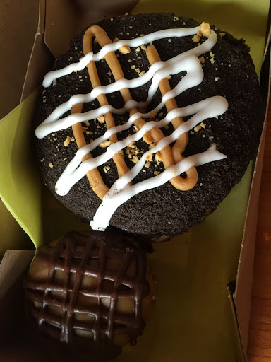 Donut Shop «Crafted Donuts», reviews and photos, 18011 Newhope St f, Fountain Valley, CA 92708, USA