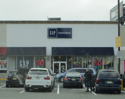 Clothing Store «Gap Outlet», reviews and photos, 3149 John F. Kennedy Blvd, North Bergen, NJ 07047, USA